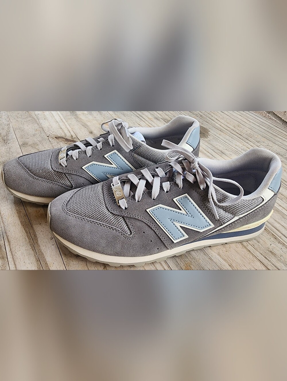 New Balance Grey Classic Sneakers | Women’s 9.5